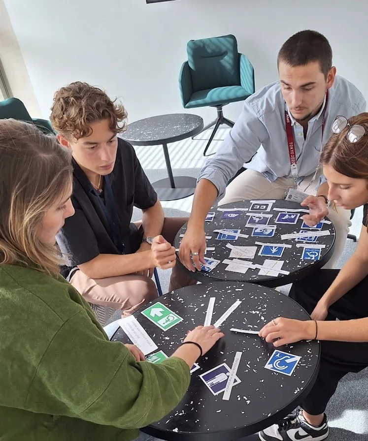 Taller de sensibilización en torno a los pictogramas de accesibilidad